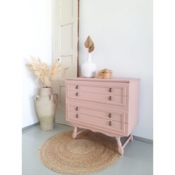 Alternative view of Vintage pink chalkpaint