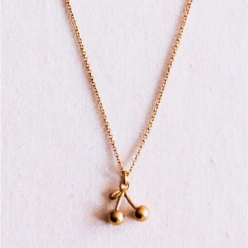 Fijne ketting met kers