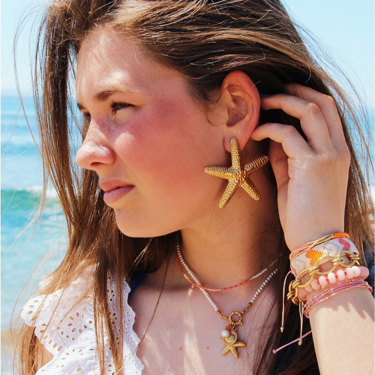 Elastische armband met edelstenen - lichtroze/rood - Afbeelding 2