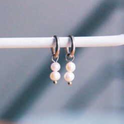 SS353 - RVS creolen met 2 zoetwaterparels - zilver