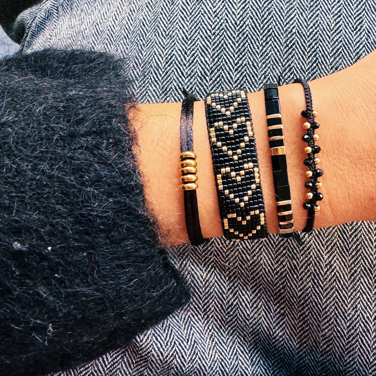 Satijnen armband met ringen – zwart/zilver - Afbeelding 2