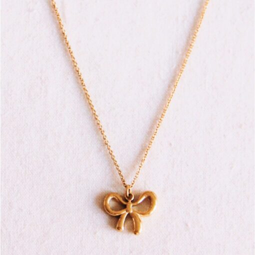 Fijne ketting met boog