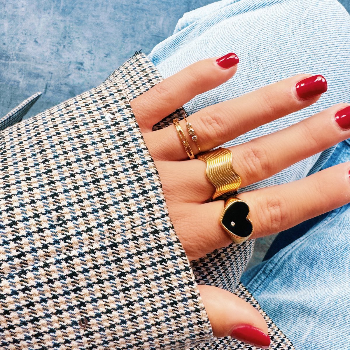 Ring met vierkante kristalsteen - rood - Afbeelding 2