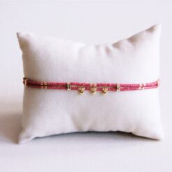 Dubbele Miyuki -armband met 3 mini -harten - Magenta