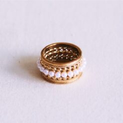 Statement ring met mini pareltjes