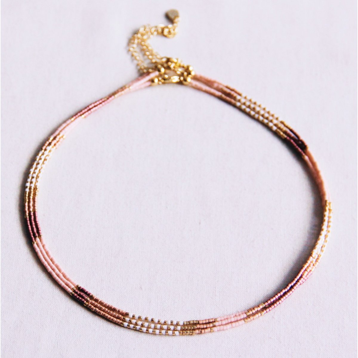 Kralen ketting naakt/wit/taupe