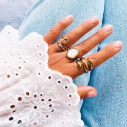 Alternative view of Statement ring met ovale steen - parelmoer