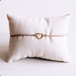 Elastische armband met een gestippeld hart - taupe