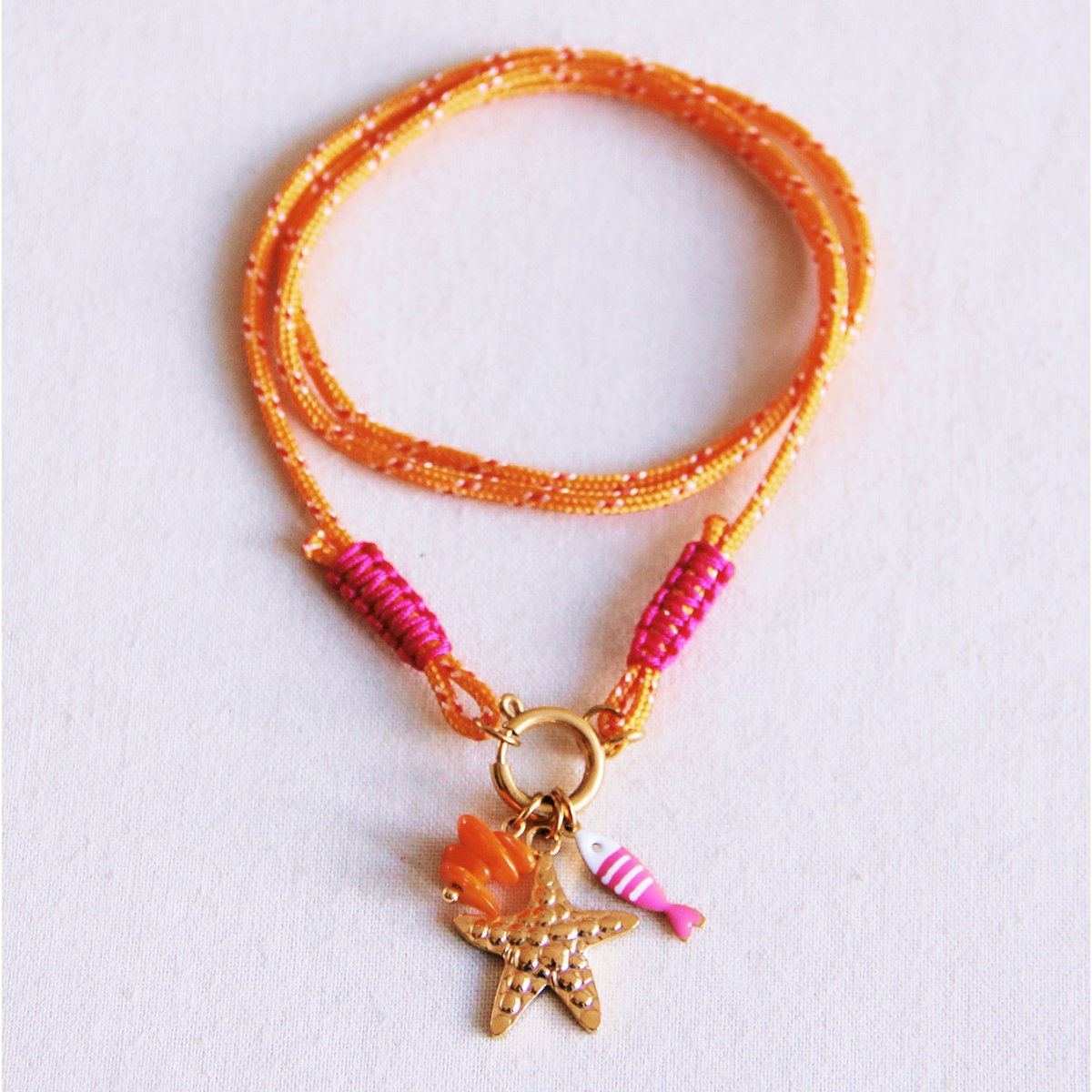 Surfketting met charmes - oranje/roze