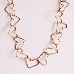 Gekoppelde harten ketting 'groot'