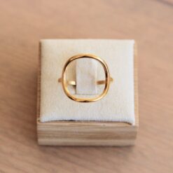 Alternative view of Stalen ring met open ronde - goud - R677