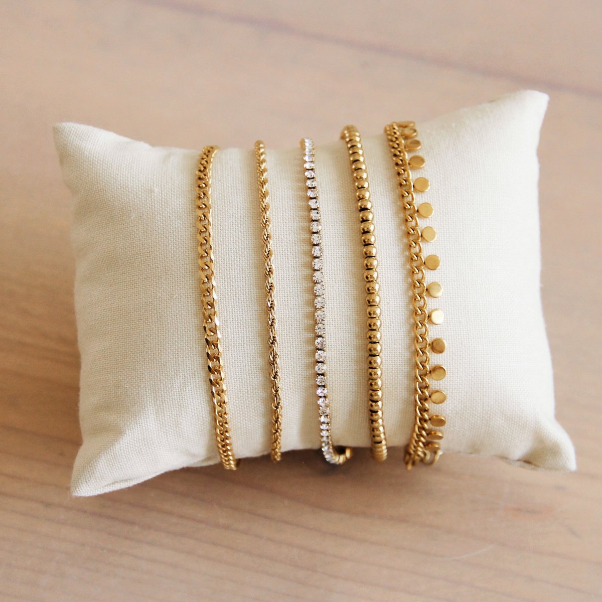 SA835: Stalen schakelarmband met balletjes - zilver - Afbeelding 3